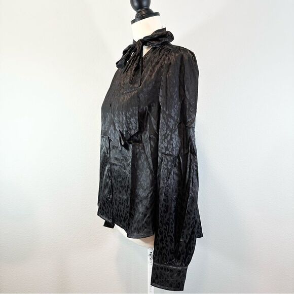 NWT Six/Fifty Black Leopard Print Button Down Blouse Tie Neck S - Picture 3 of 9